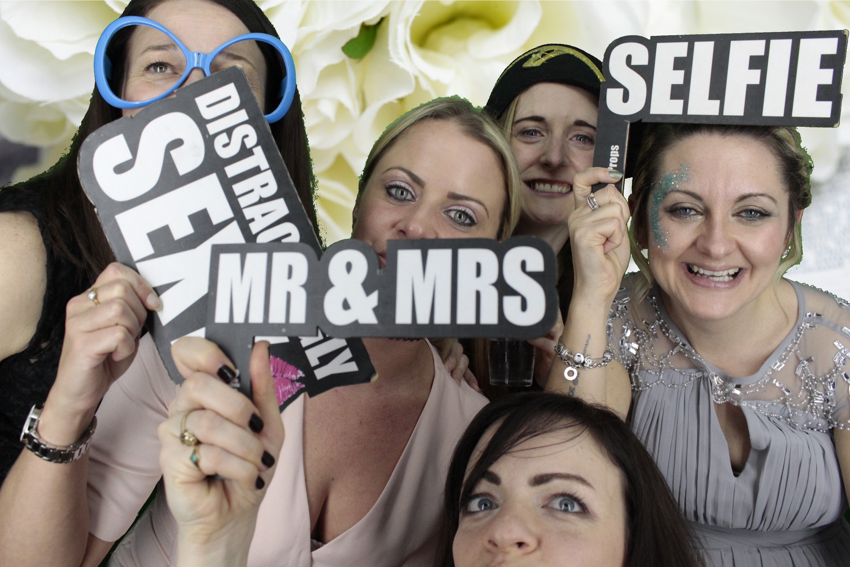 Nikki Carr's Wedding | View more photos from the event at gallery.myphotoboothexperience.co.uk/u/MyPhotoBoothExperienceLtd/Nikki-Carrs-Wedding